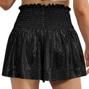 Women’s Queen of Sparkles Swing Shorts Size M